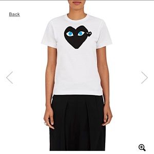 ✨✨Comme des garçon T-shirt-black and blue heart✨✨